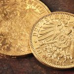 koenigin-elisabeth-ii - Queen-Bildnisse auf Sammlermünzen: Numismatische Erinnerung an eine Jahrhundert-Monarchin