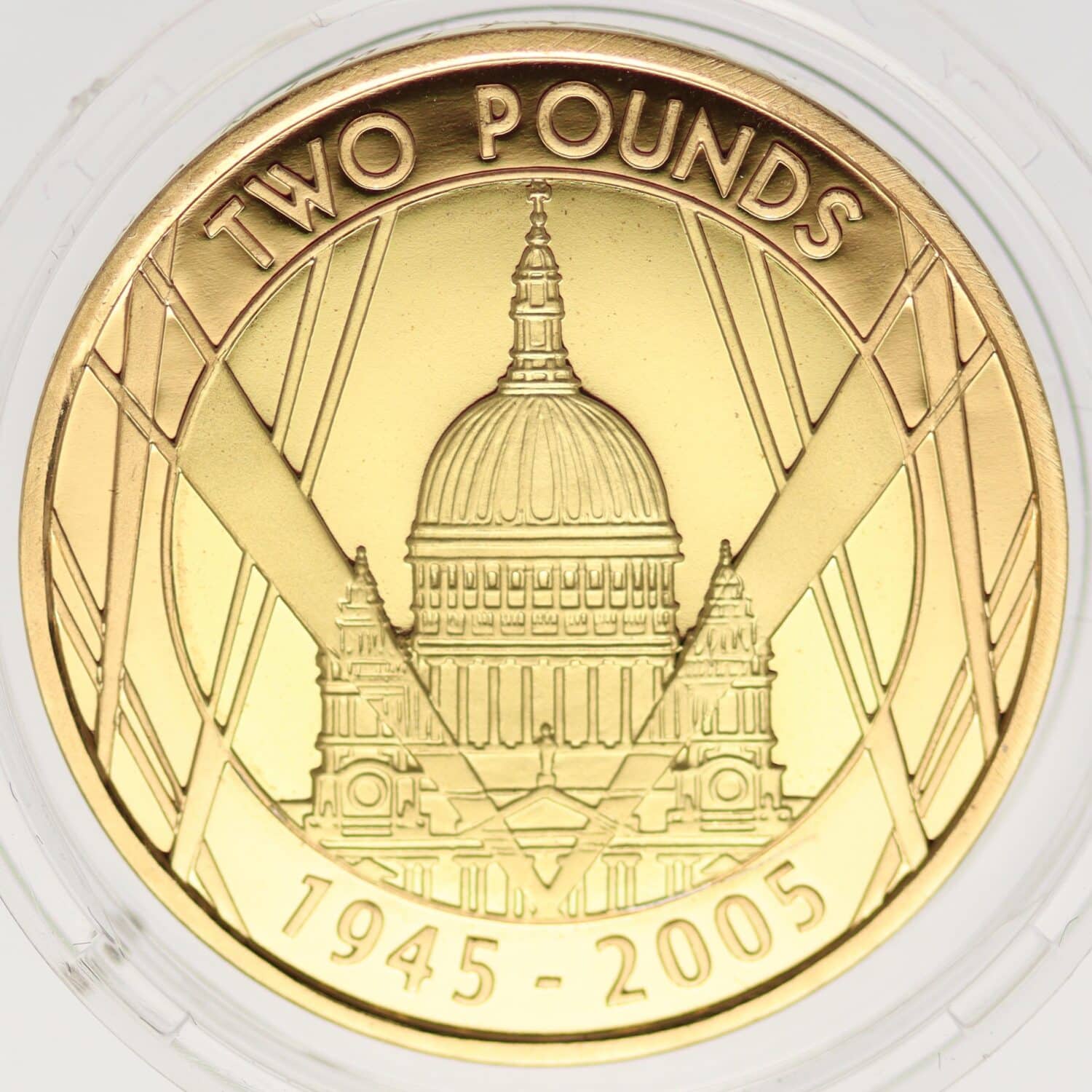 proaurum-grossbritannien_elisabeth_2_pounds_2005_60th-anniversary_end_of_ww_13611_3
